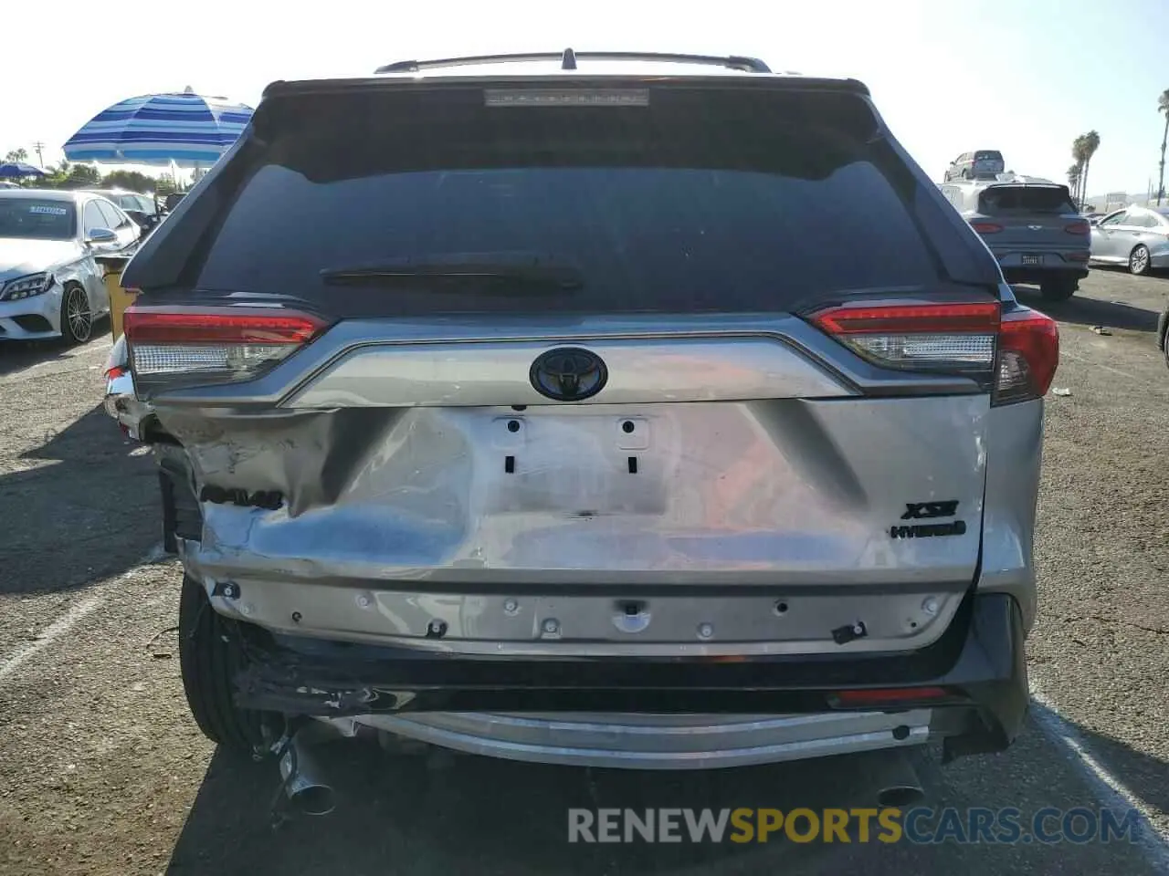 6 Photograph of a damaged car 4T3E6RFV0MU059644 TOYOTA RAV4 2021
