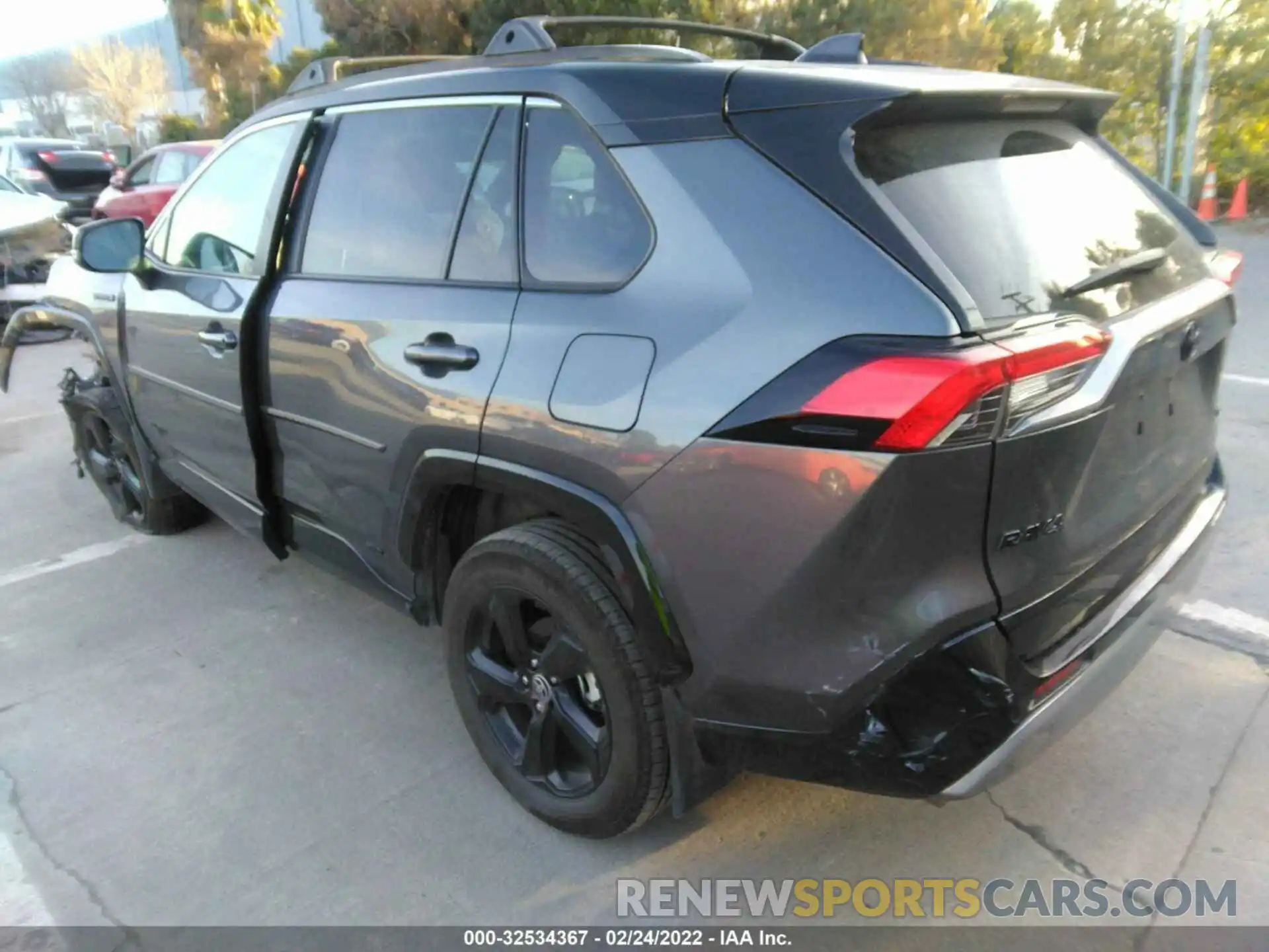 3 Photograph of a damaged car 4T3E6RFV1MU030461 TOYOTA RAV4 2021