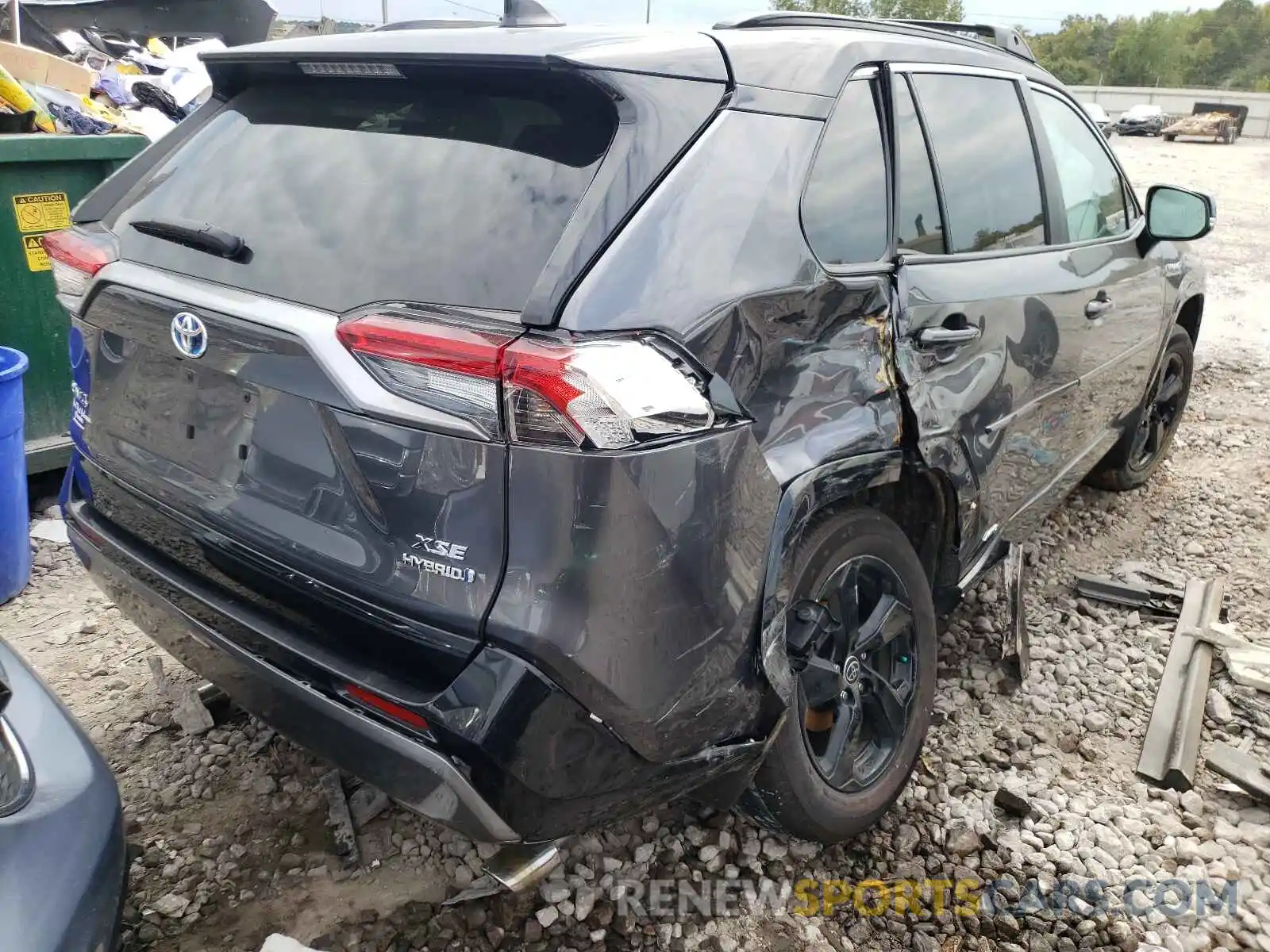 4 Photograph of a damaged car 4T3E6RFV1MU031884 TOYOTA RAV4 2021