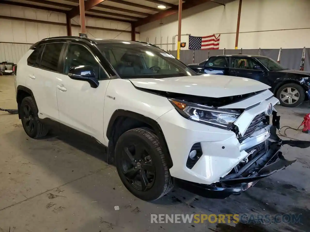 4 Photograph of a damaged car 4T3E6RFV1MU032226 TOYOTA RAV4 2021