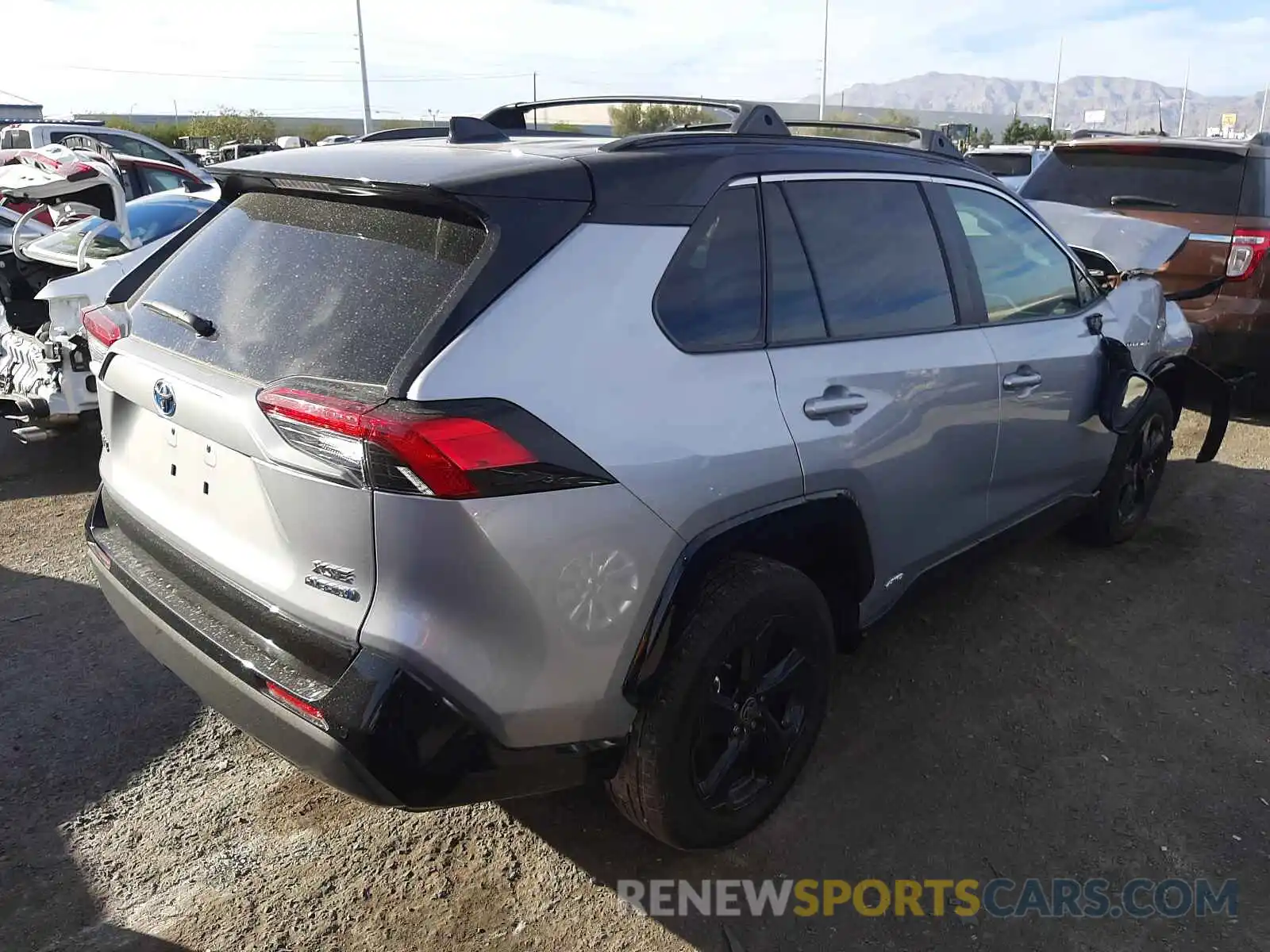 4 Photograph of a damaged car 4T3E6RFV1MU041394 TOYOTA RAV4 2021