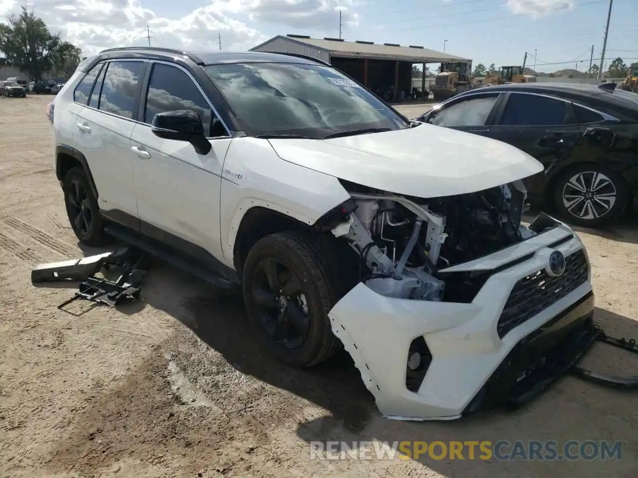 1 Photograph of a damaged car 4T3E6RFV1MU044683 TOYOTA RAV4 2021