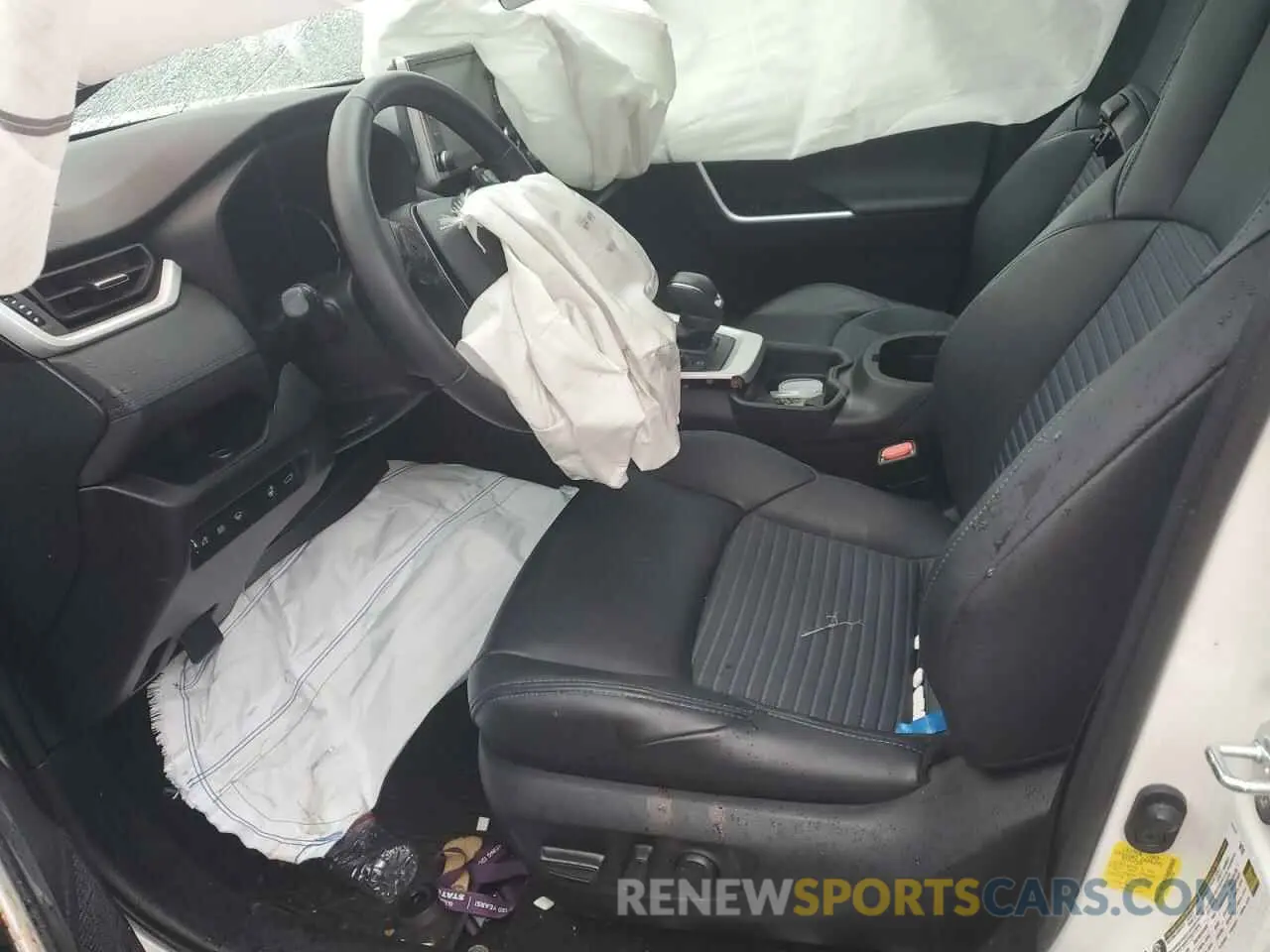 7 Photograph of a damaged car 4T3E6RFV2MU038102 TOYOTA RAV4 2021