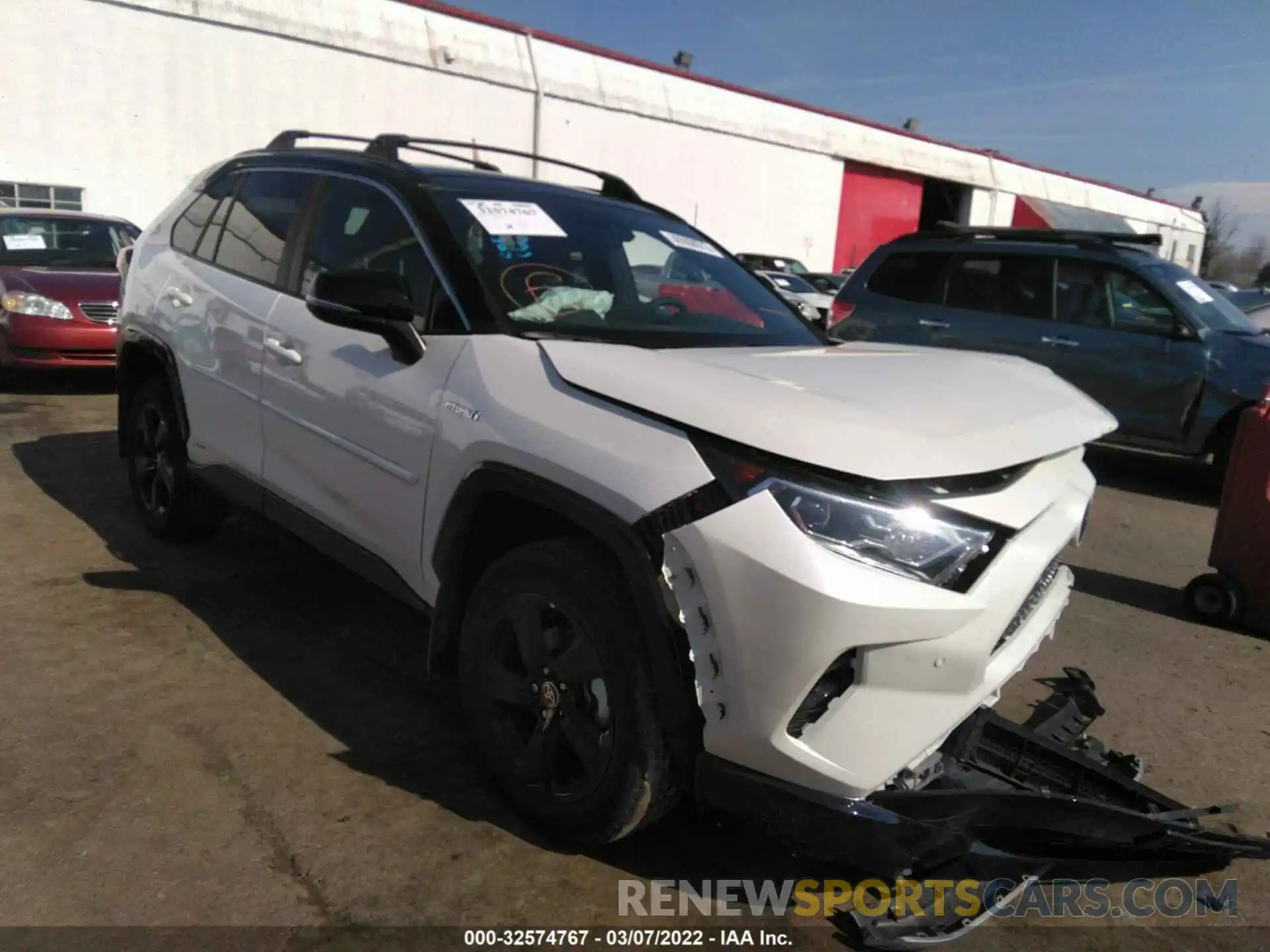 1 Photograph of a damaged car 4T3E6RFV2MU046250 TOYOTA RAV4 2021