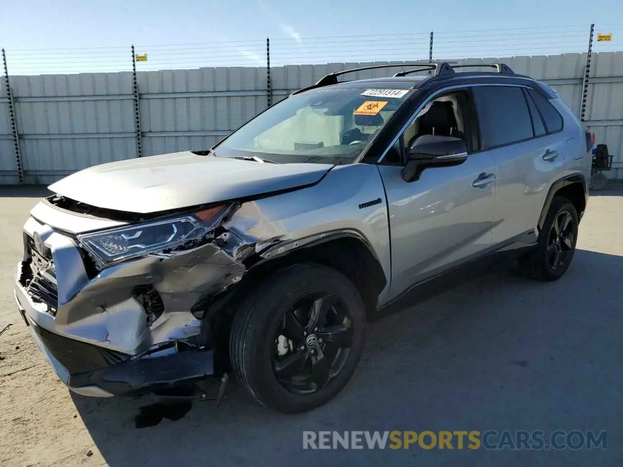 1 Photograph of a damaged car 4T3E6RFV2MU061640 TOYOTA RAV4 2021