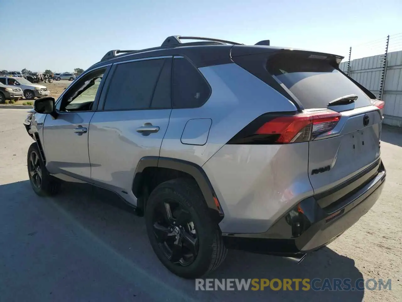 2 Photograph of a damaged car 4T3E6RFV2MU061640 TOYOTA RAV4 2021