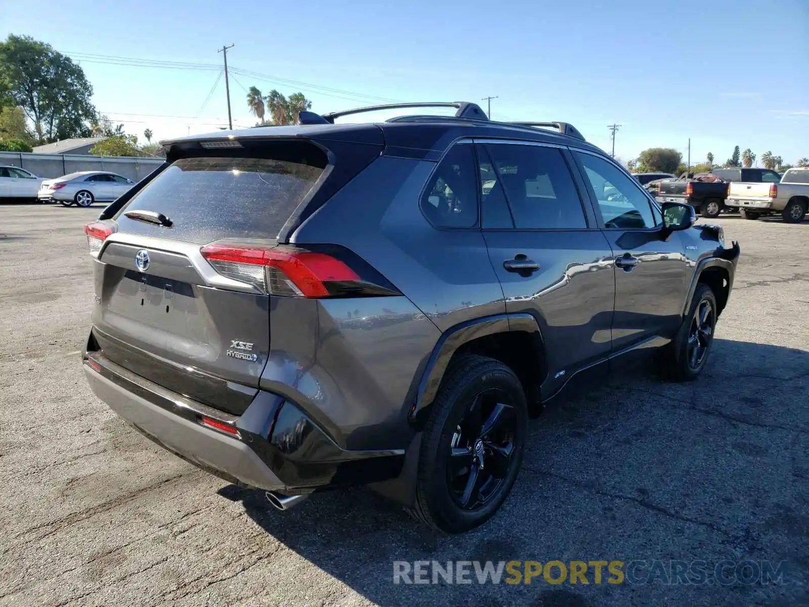 4 Photograph of a damaged car 4T3E6RFV3MU007750 TOYOTA RAV4 2021