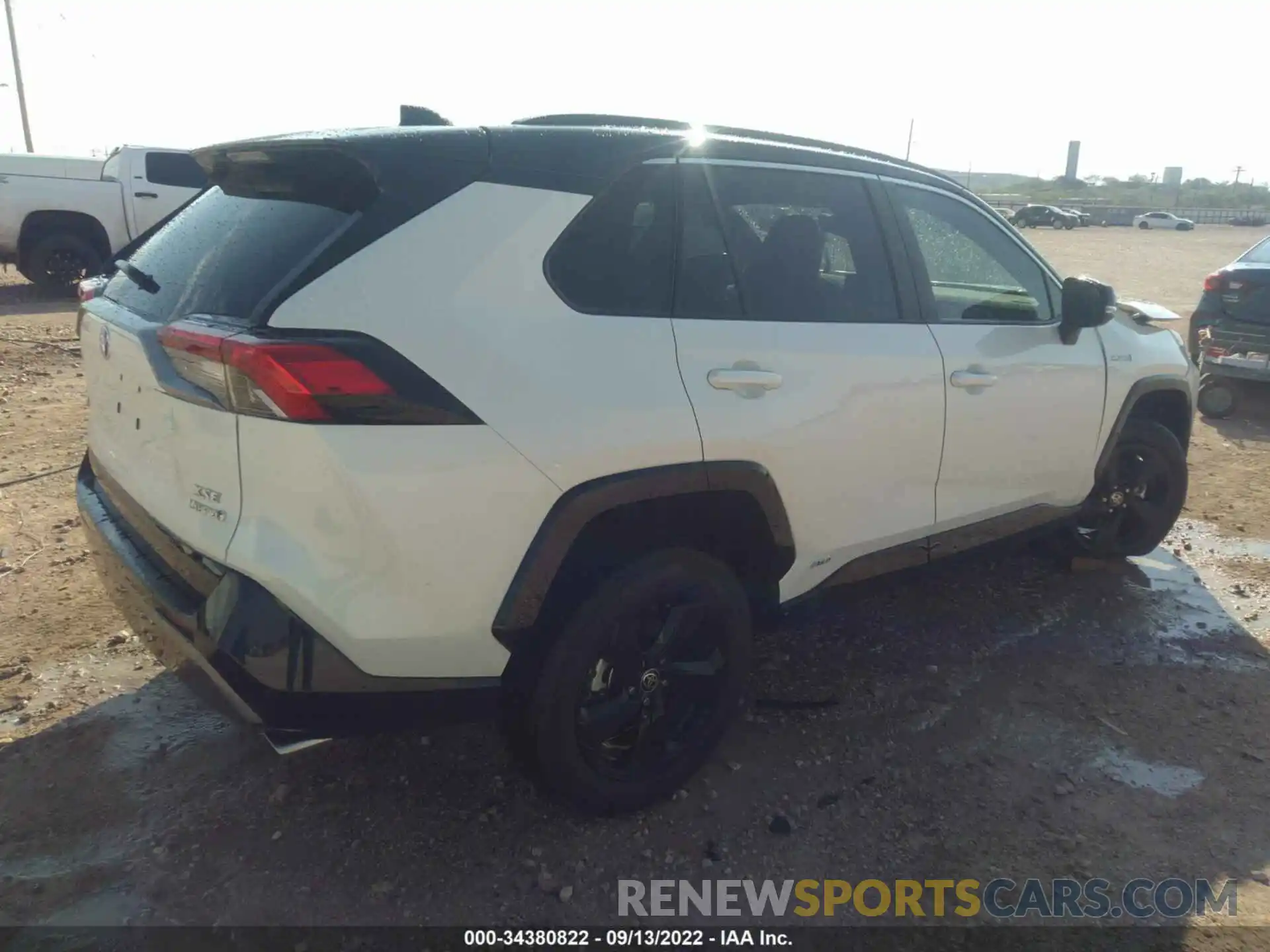 4 Photograph of a damaged car 4T3E6RFV3MU039937 TOYOTA RAV4 2021