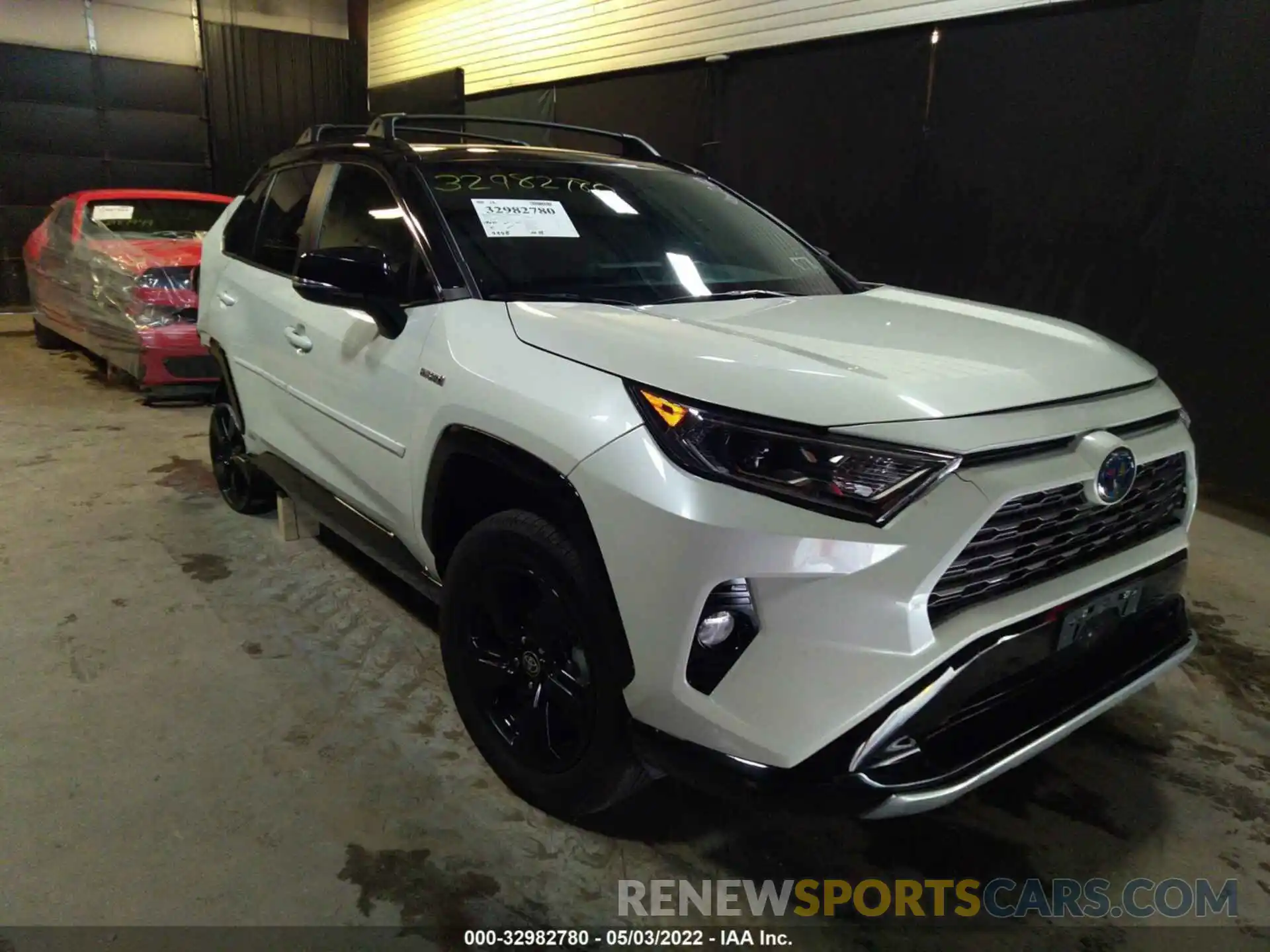 1 Photograph of a damaged car 4T3E6RFV4MU034021 TOYOTA RAV4 2021