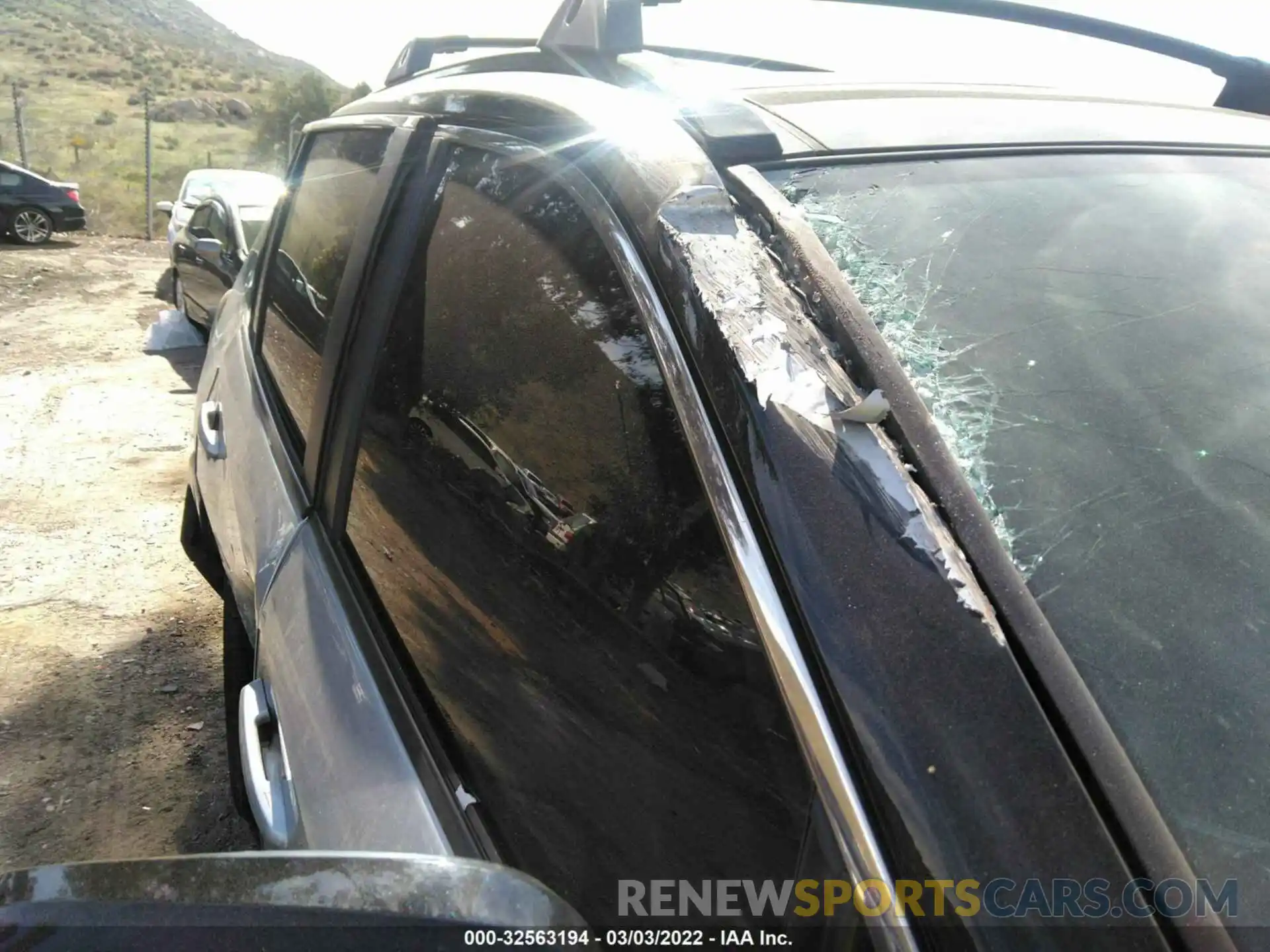 12 Photograph of a damaged car 4T3E6RFV6MU011243 TOYOTA RAV4 2021