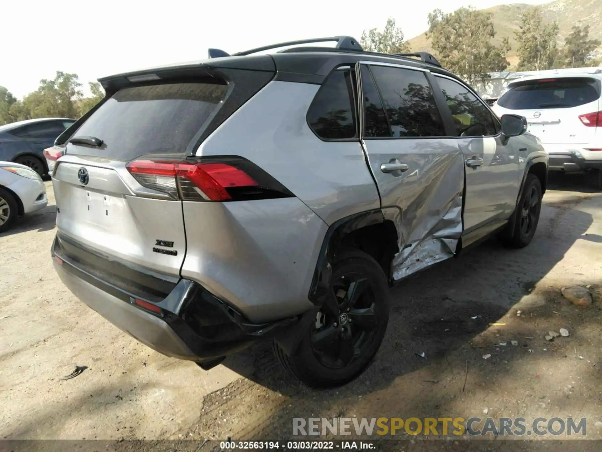 4 Photograph of a damaged car 4T3E6RFV6MU011243 TOYOTA RAV4 2021