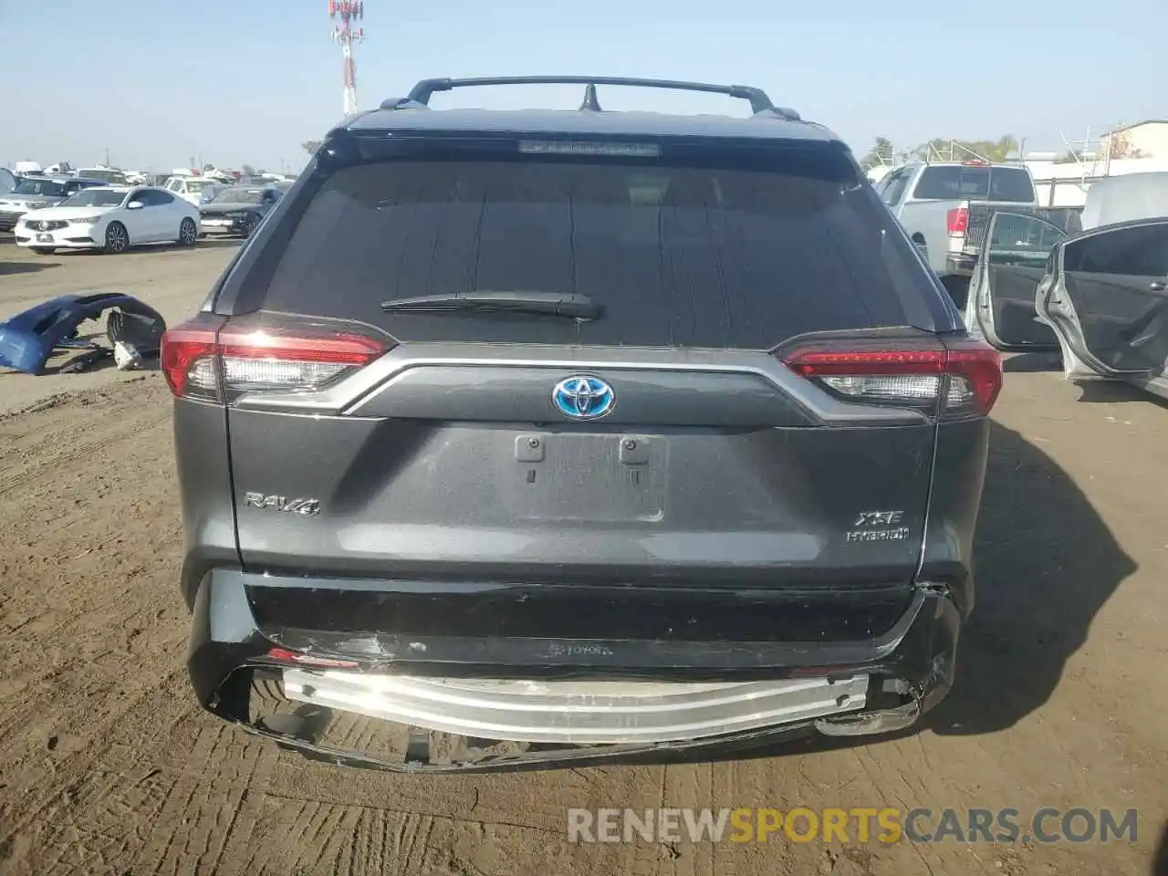 6 Photograph of a damaged car 4T3E6RFV6MU040645 TOYOTA RAV4 2021