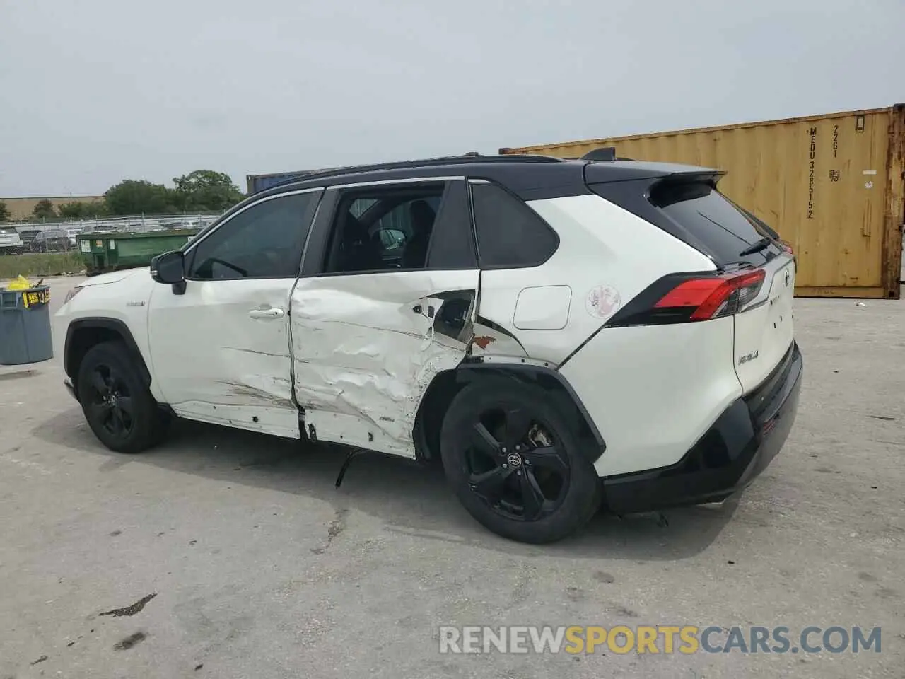 2 Photograph of a damaged car 4T3E6RFV7MU051539 TOYOTA RAV4 2021