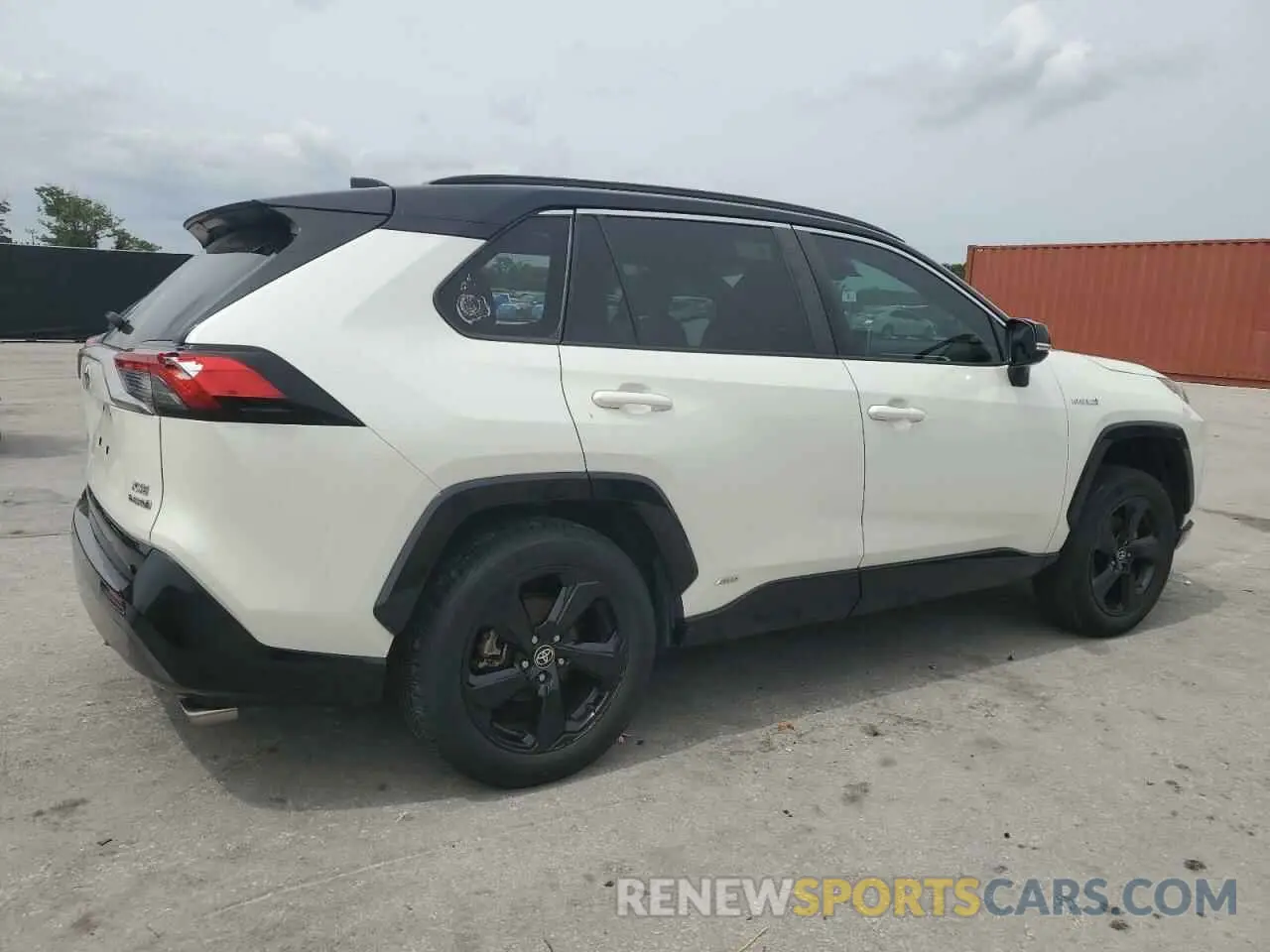 3 Photograph of a damaged car 4T3E6RFV7MU051539 TOYOTA RAV4 2021