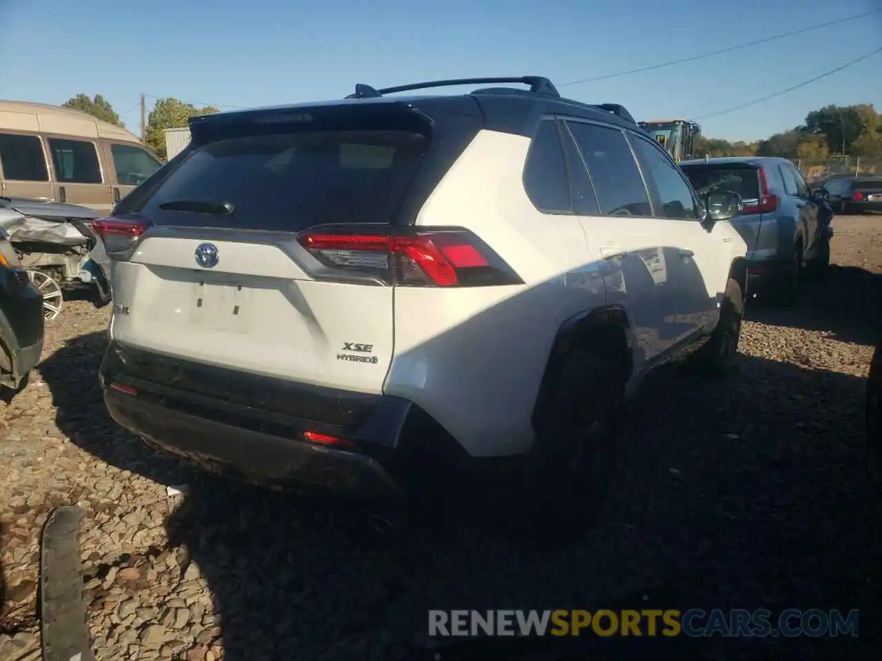 4 Photograph of a damaged car 4T3E6RFV8MU061447 TOYOTA RAV4 2021