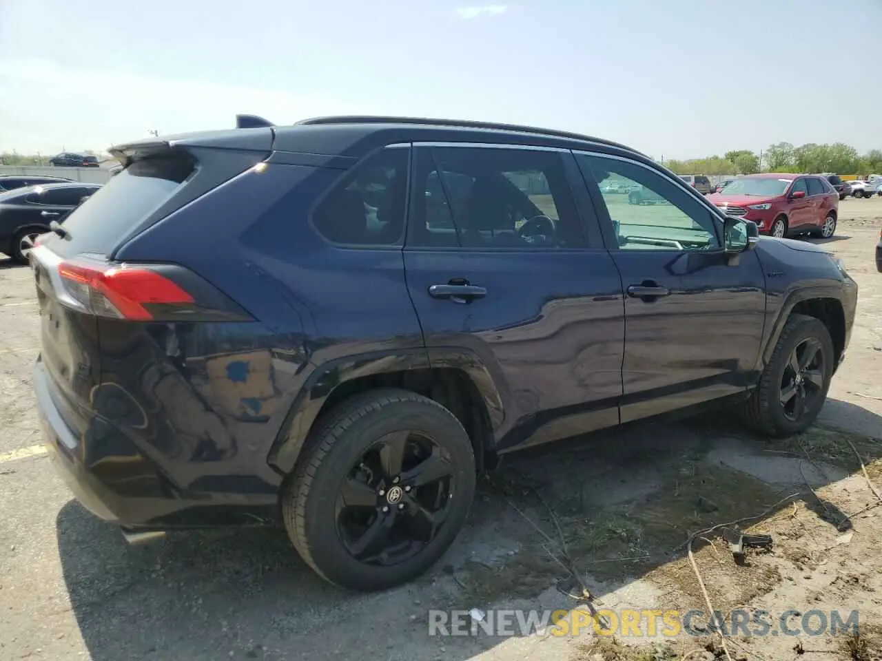 3 Photograph of a damaged car 4T3E6RFV9MU041532 TOYOTA RAV4 2021