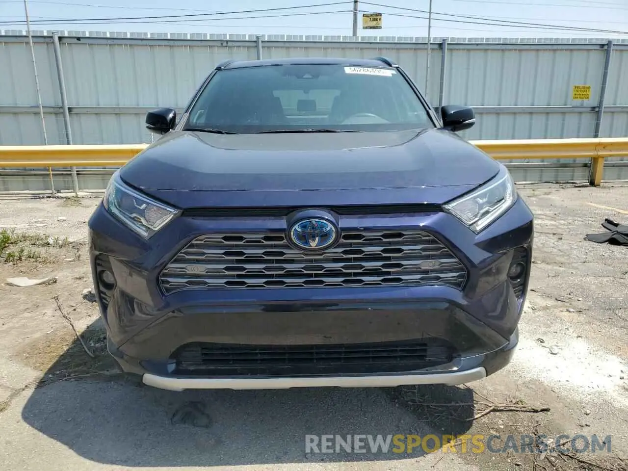 5 Photograph of a damaged car 4T3E6RFV9MU041532 TOYOTA RAV4 2021