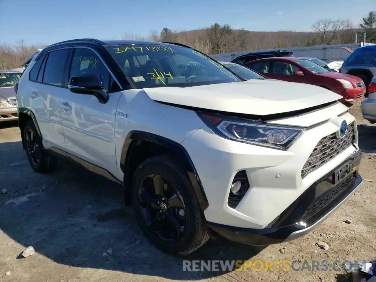 1 Photograph of a damaged car 4T3E6RFV9MU048075 TOYOTA RAV4 2021