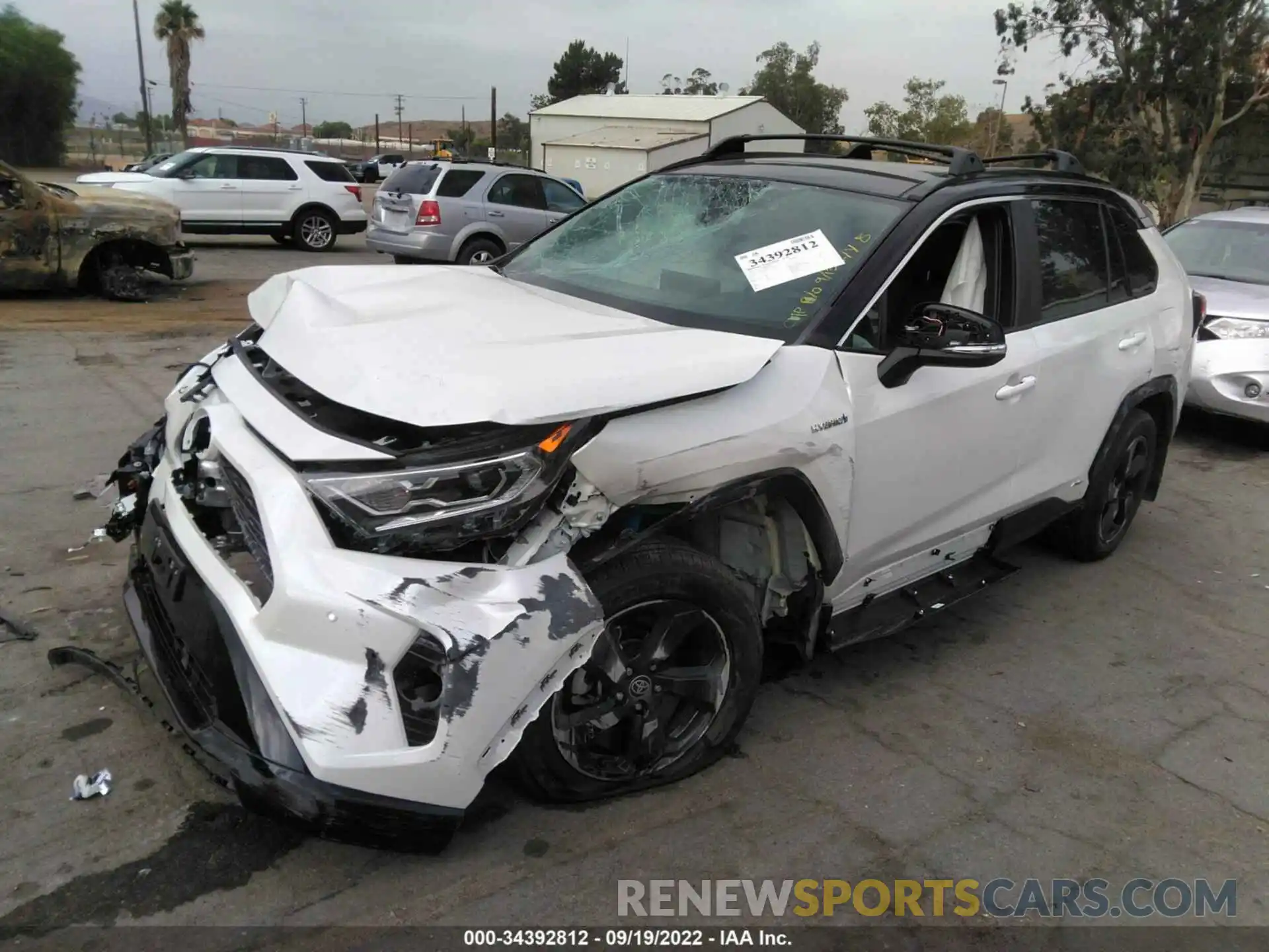 2 Photograph of a damaged car 4T3E6RFV9MU050750 TOYOTA RAV4 2021