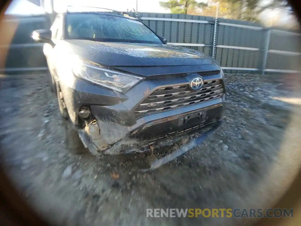 9 Photograph of a damaged car 4T3E6RFV9MU057018 TOYOTA RAV4 2021