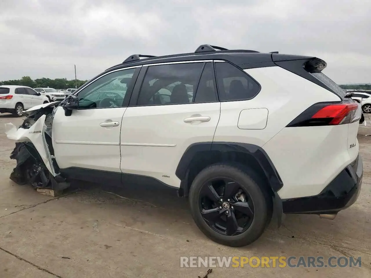 2 Photograph of a damaged car 4T3E6RFVXMU043452 TOYOTA RAV4 2021