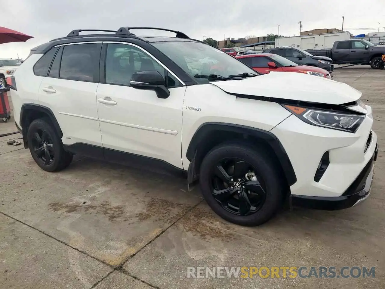 4 Photograph of a damaged car 4T3E6RFVXMU043452 TOYOTA RAV4 2021