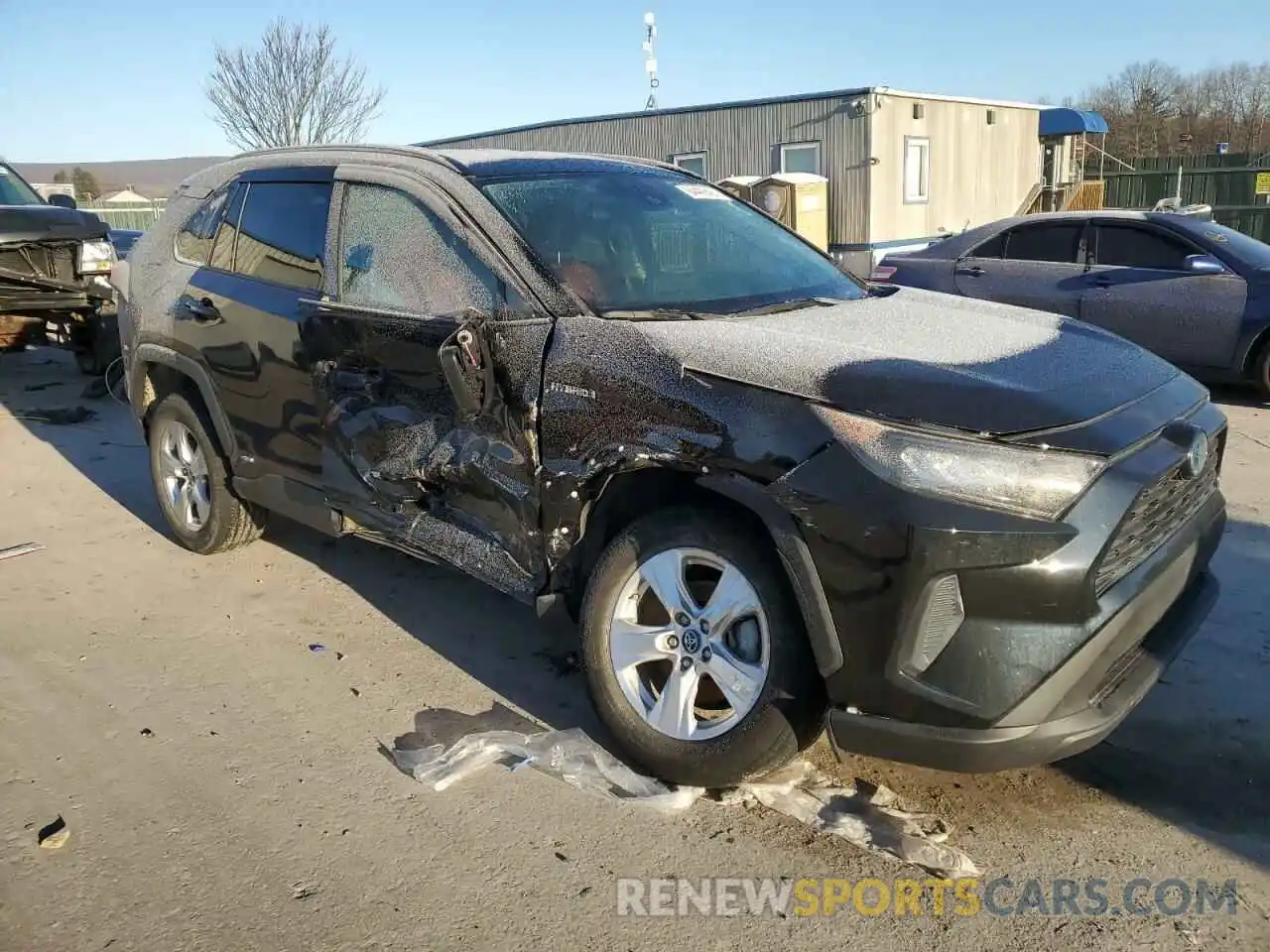 4 Photograph of a damaged car 4T3L6RFV4MU009370 TOYOTA RAV4 2021