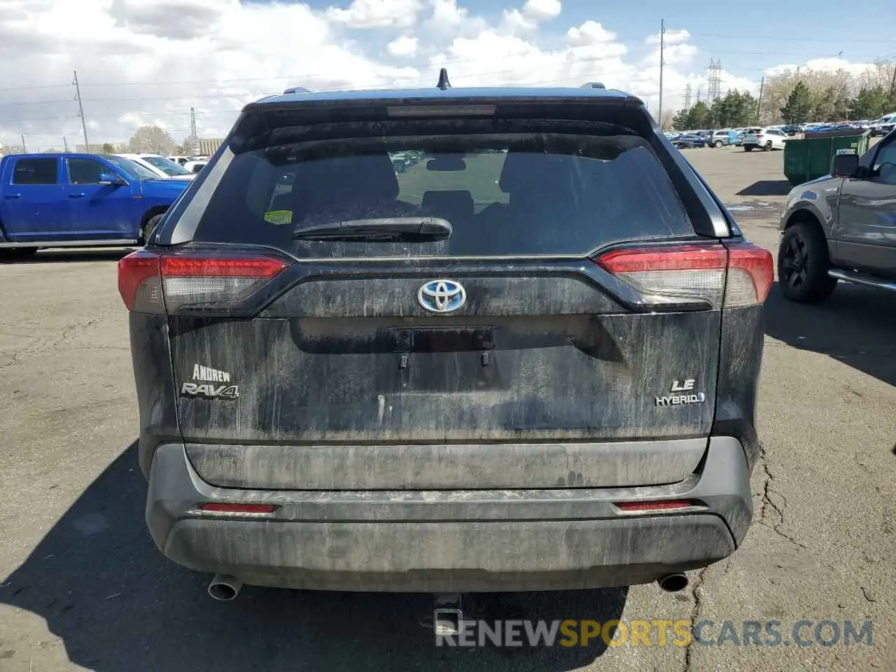 6 Photograph of a damaged car 4T3L6RFV5MU006056 TOYOTA RAV4 2021