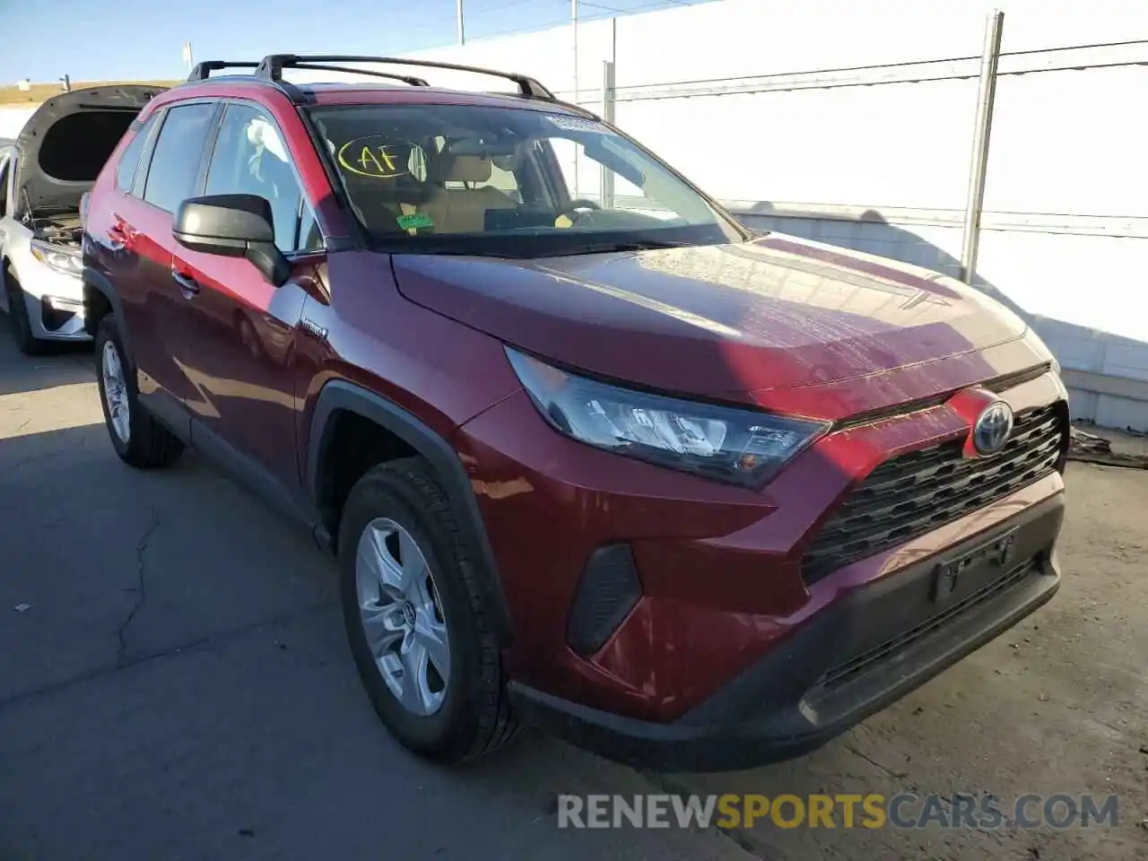 1 Photograph of a damaged car 4T3L6RFV6MU026655 TOYOTA RAV4 2021