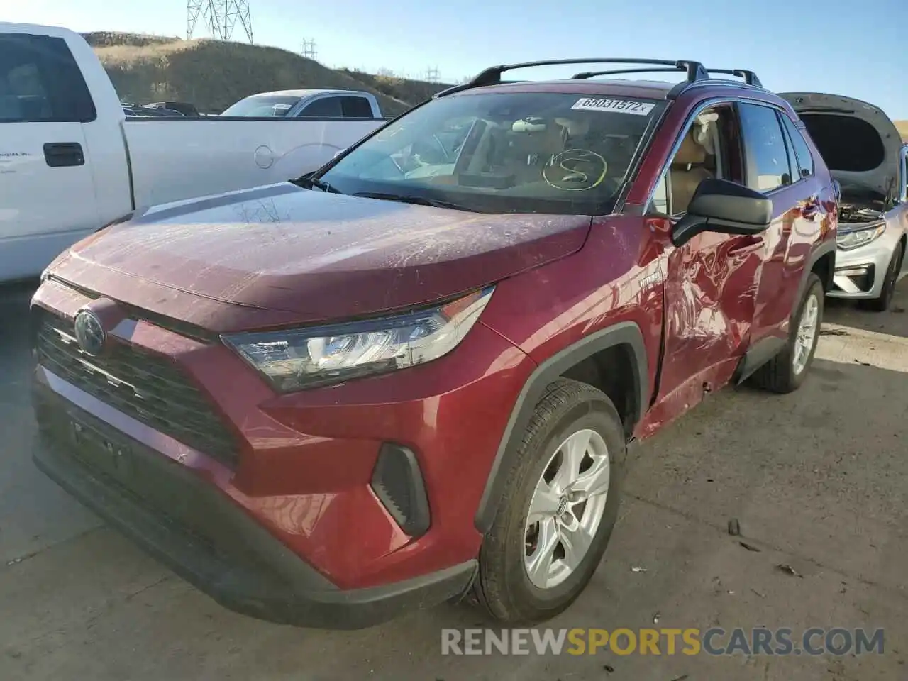 2 Photograph of a damaged car 4T3L6RFV6MU026655 TOYOTA RAV4 2021