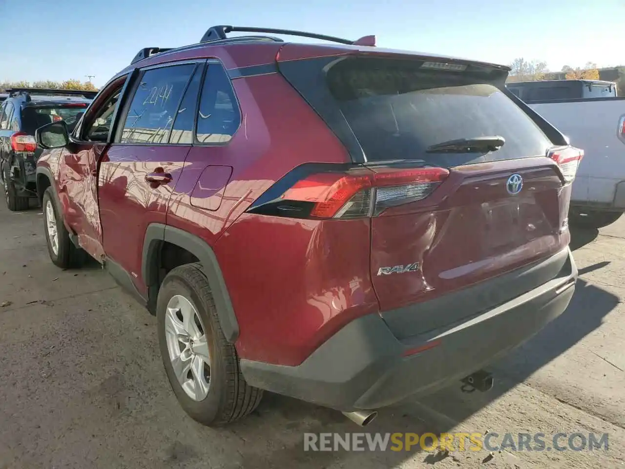 3 Photograph of a damaged car 4T3L6RFV6MU026655 TOYOTA RAV4 2021