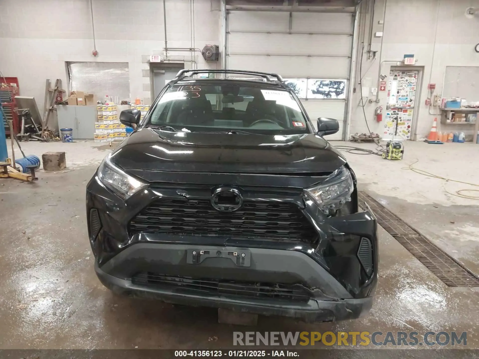 12 Photograph of a damaged car 4T3L6RFVXMU024696 TOYOTA RAV4 2021