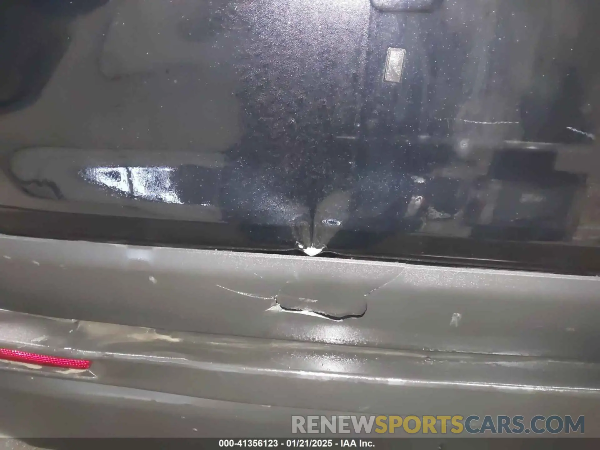 19 Photograph of a damaged car 4T3L6RFVXMU024696 TOYOTA RAV4 2021