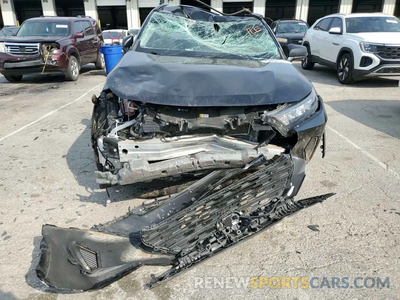 5 Photograph of a damaged car 4T3L6RFVXMU028179 TOYOTA RAV4 2021