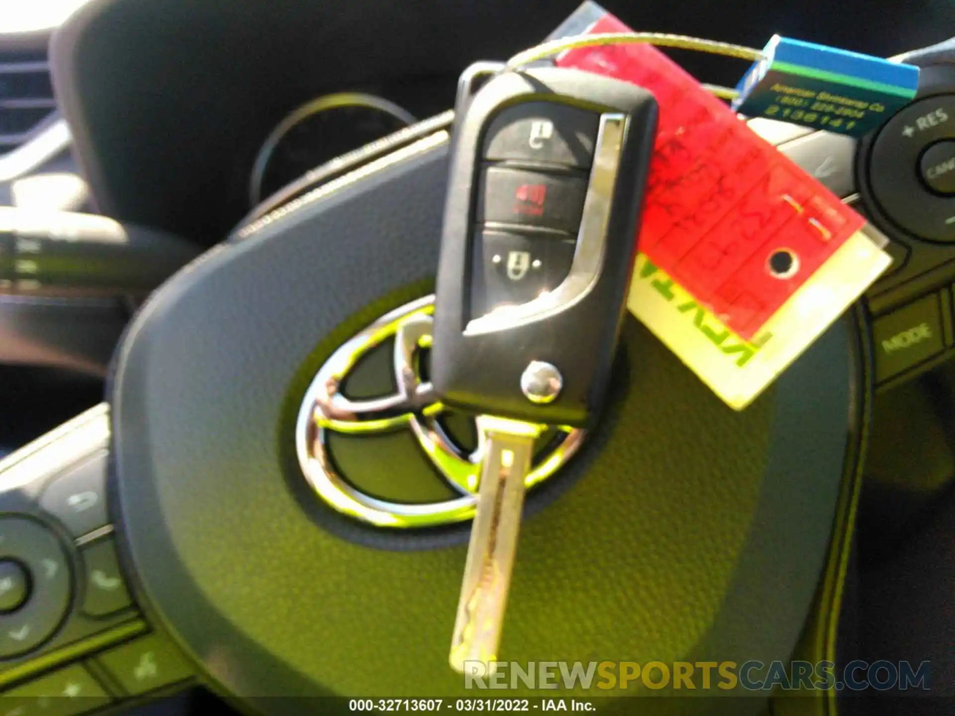 11 Photograph of a damaged car 4T3LWRFV0MU037893 TOYOTA RAV4 2021