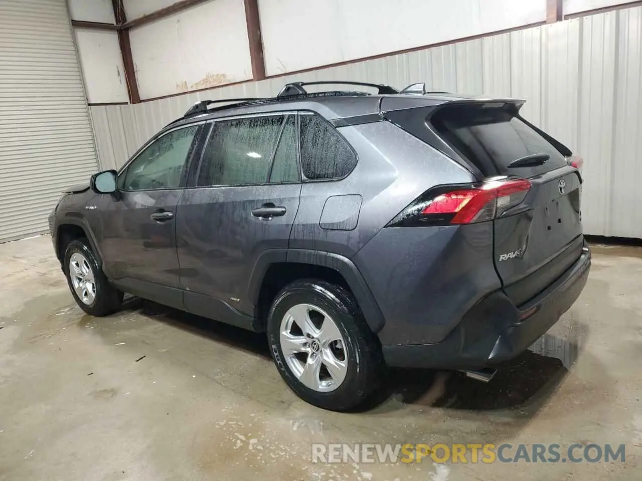 2 Photograph of a damaged car 4T3LWRFV2MU026457 TOYOTA RAV4 2021