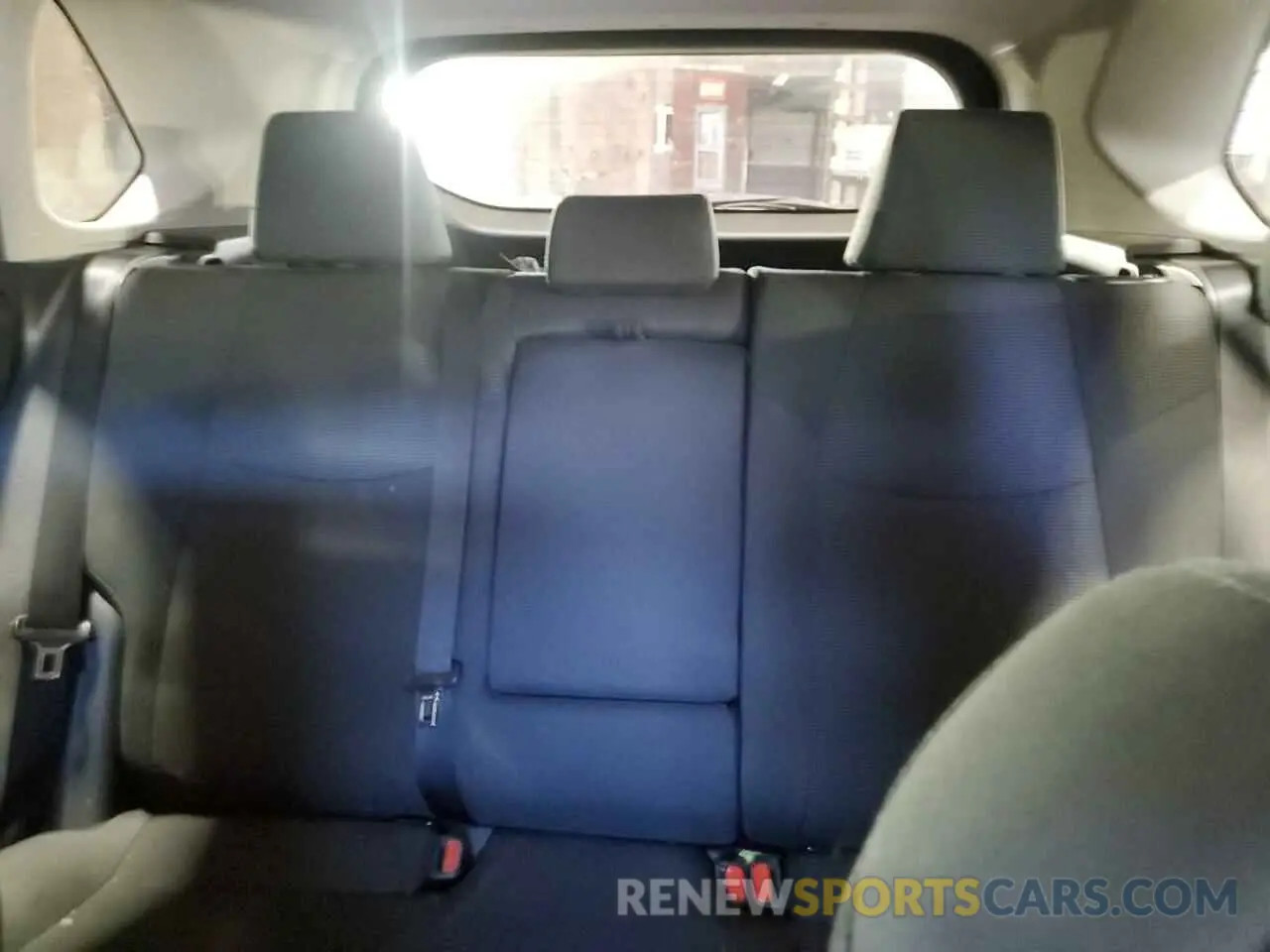 10 Photograph of a damaged car 4T3LWRFV4MU021373 TOYOTA RAV4 2021