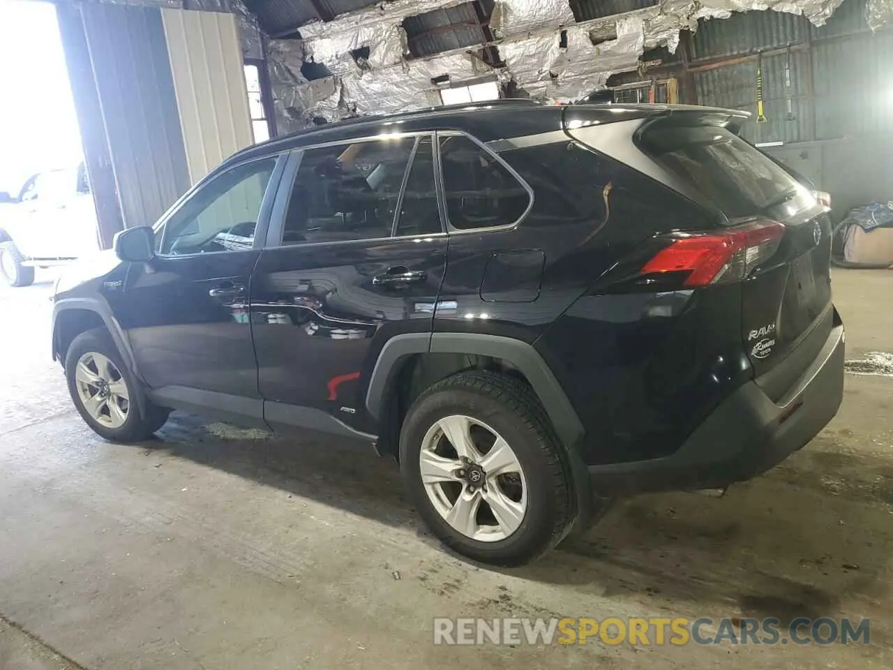 2 Photograph of a damaged car 4T3LWRFV4MU021373 TOYOTA RAV4 2021