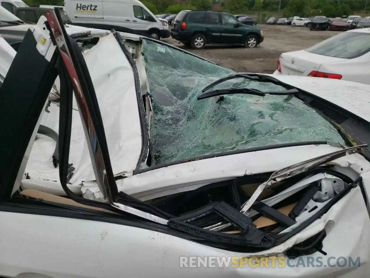 5 Photograph of a damaged car 4T3LWRFV4MU042577 TOYOTA RAV4 2021