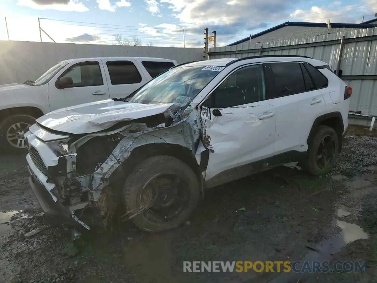1 Photograph of a damaged car 4T3LWRFV4MU044491 TOYOTA RAV4 2021