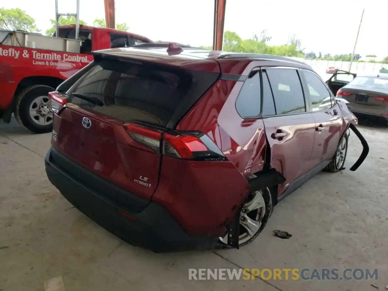 4 Photograph of a damaged car 4T3LWRFV6MU013999 TOYOTA RAV4 2021