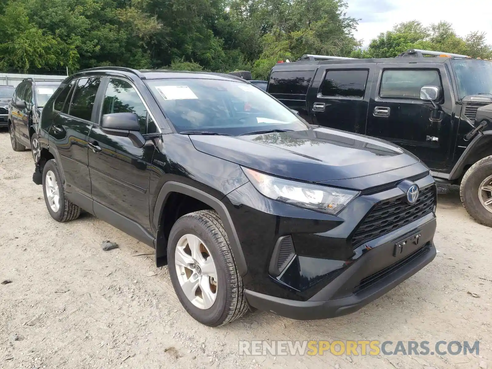 1 Photograph of a damaged car 4T3LWRFV6MU016353 TOYOTA RAV4 2021