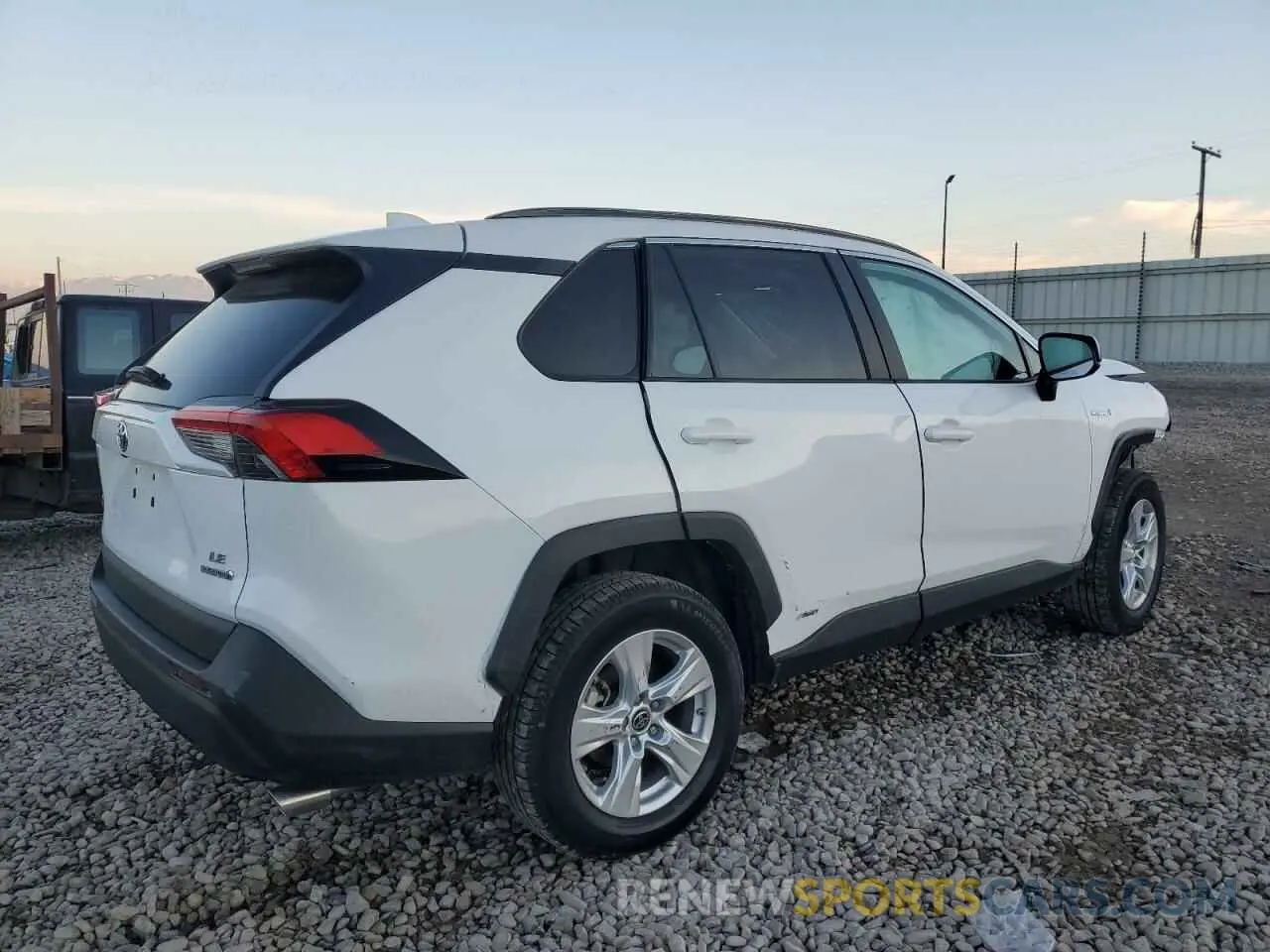 3 Photograph of a damaged car 4T3LWRFV6MU033122 TOYOTA RAV4 2021