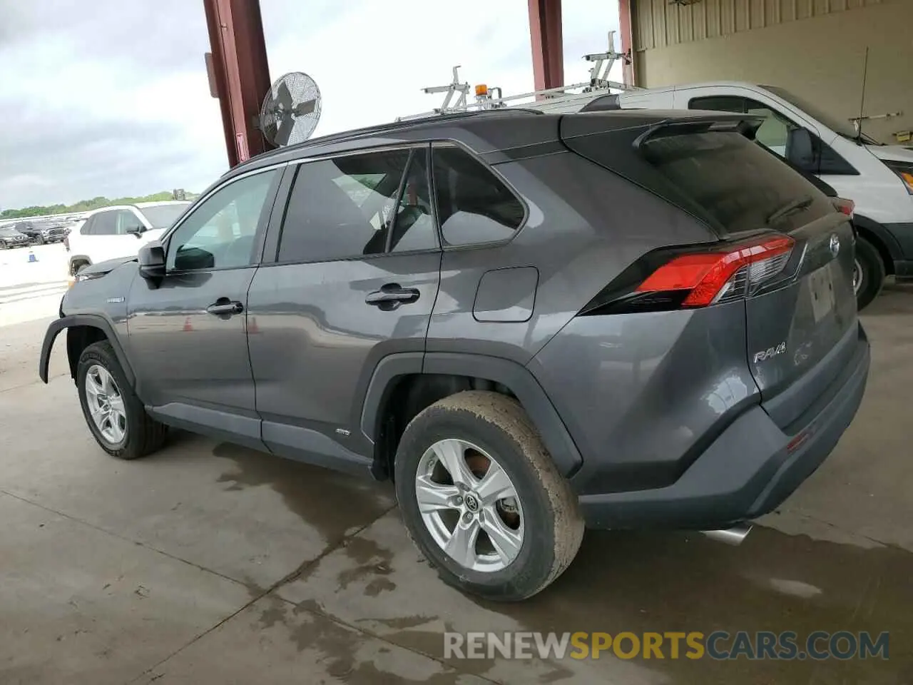 2 Photograph of a damaged car 4T3LWRFVXMU013732 TOYOTA RAV4 2021