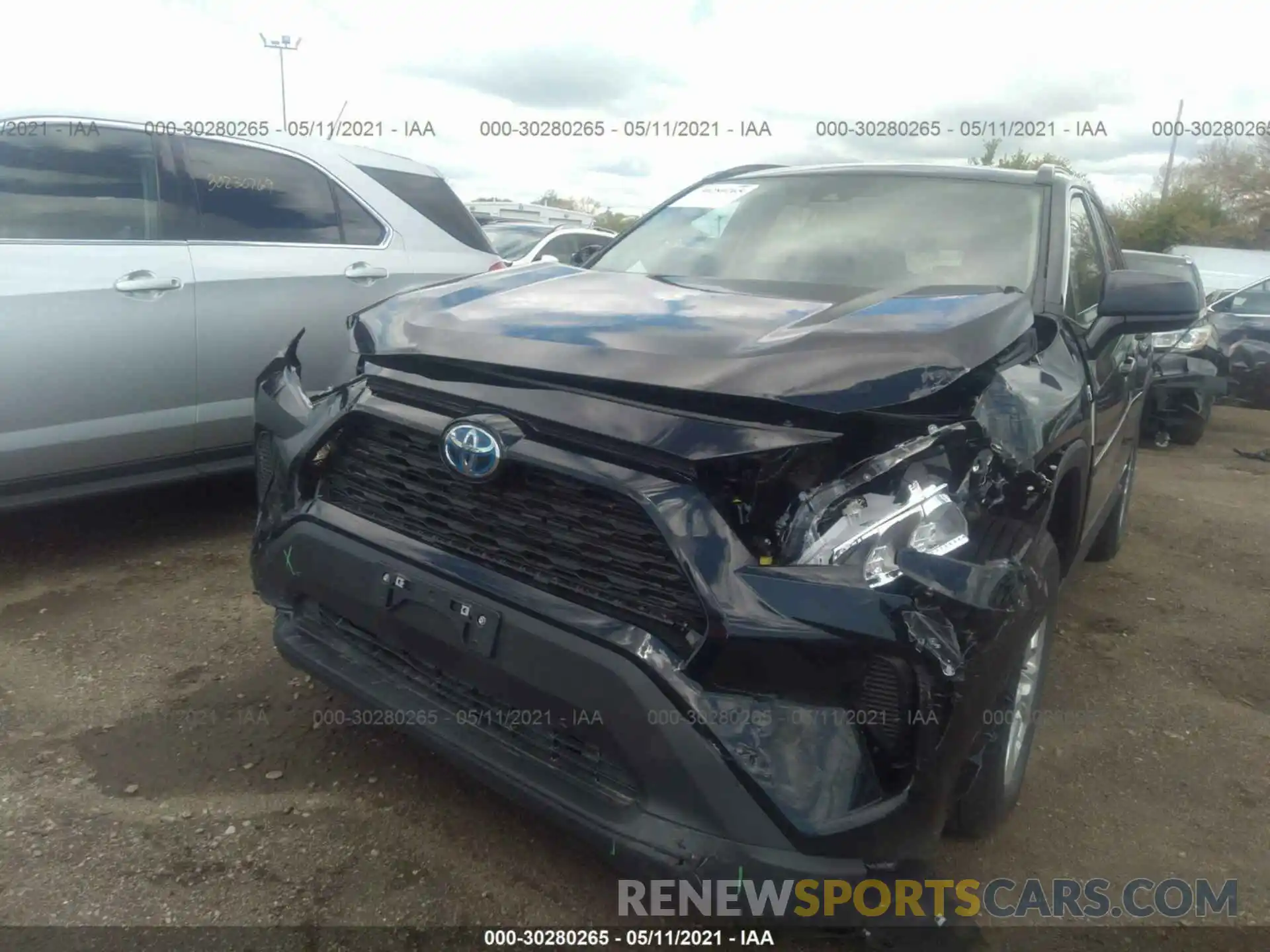 6 Photograph of a damaged car 4T3LWRFVXMU014072 TOYOTA RAV4 2021