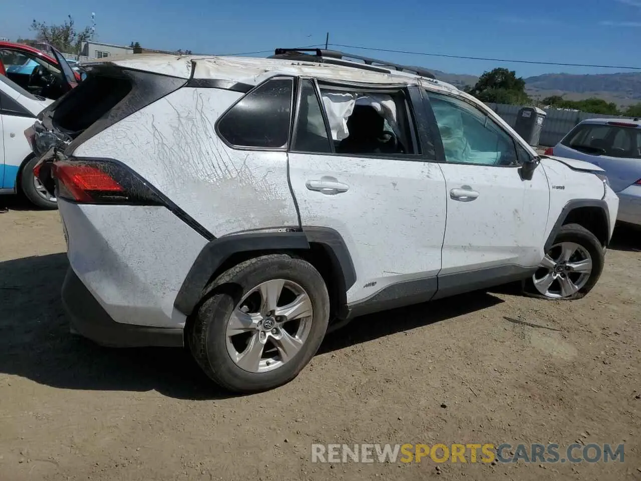 3 Photograph of a damaged car 4T3M6RFV3MU012071 TOYOTA RAV4 2021