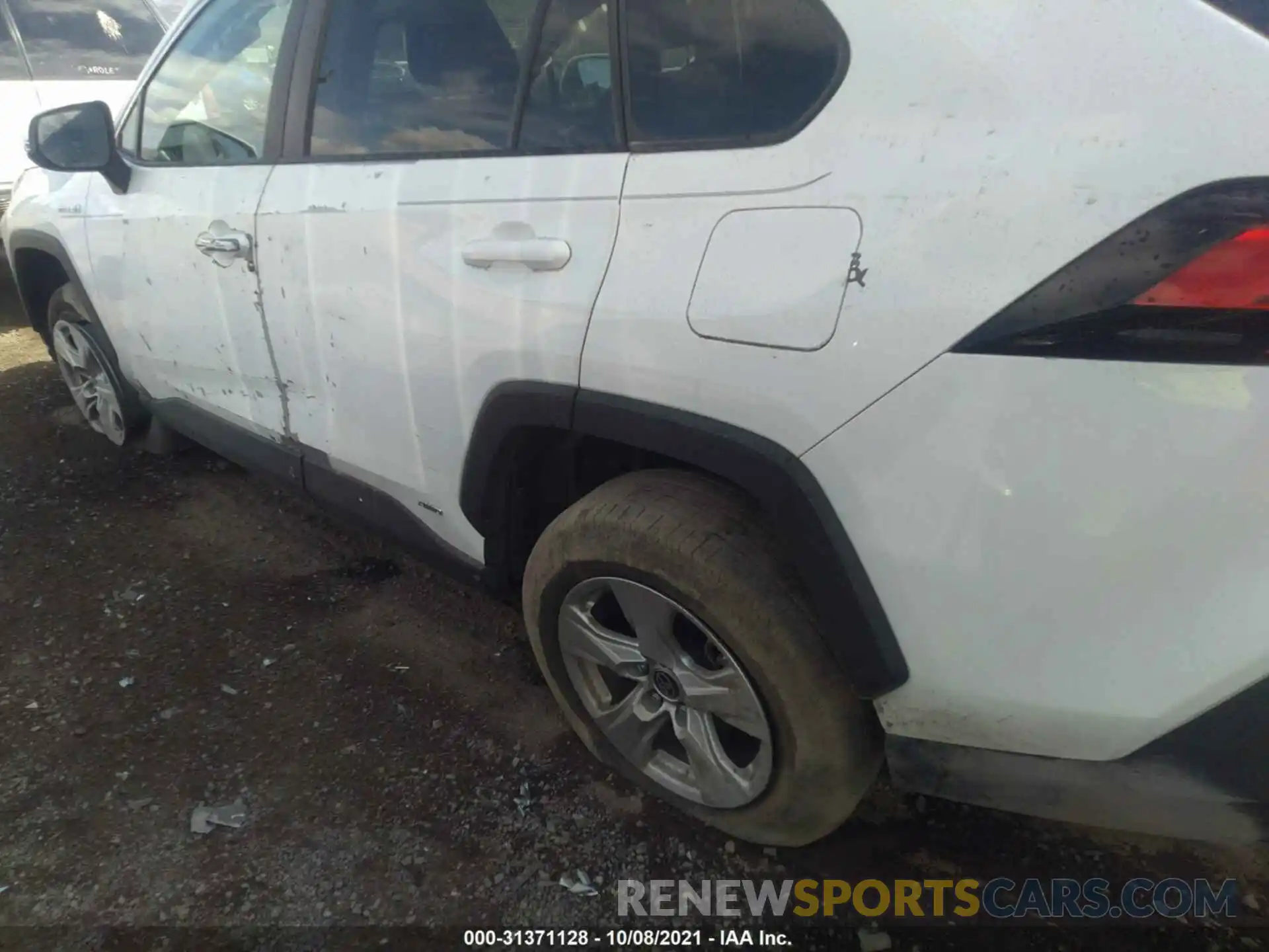 6 Photograph of a damaged car 4T3M6RFV4MU030143 TOYOTA RAV4 2021