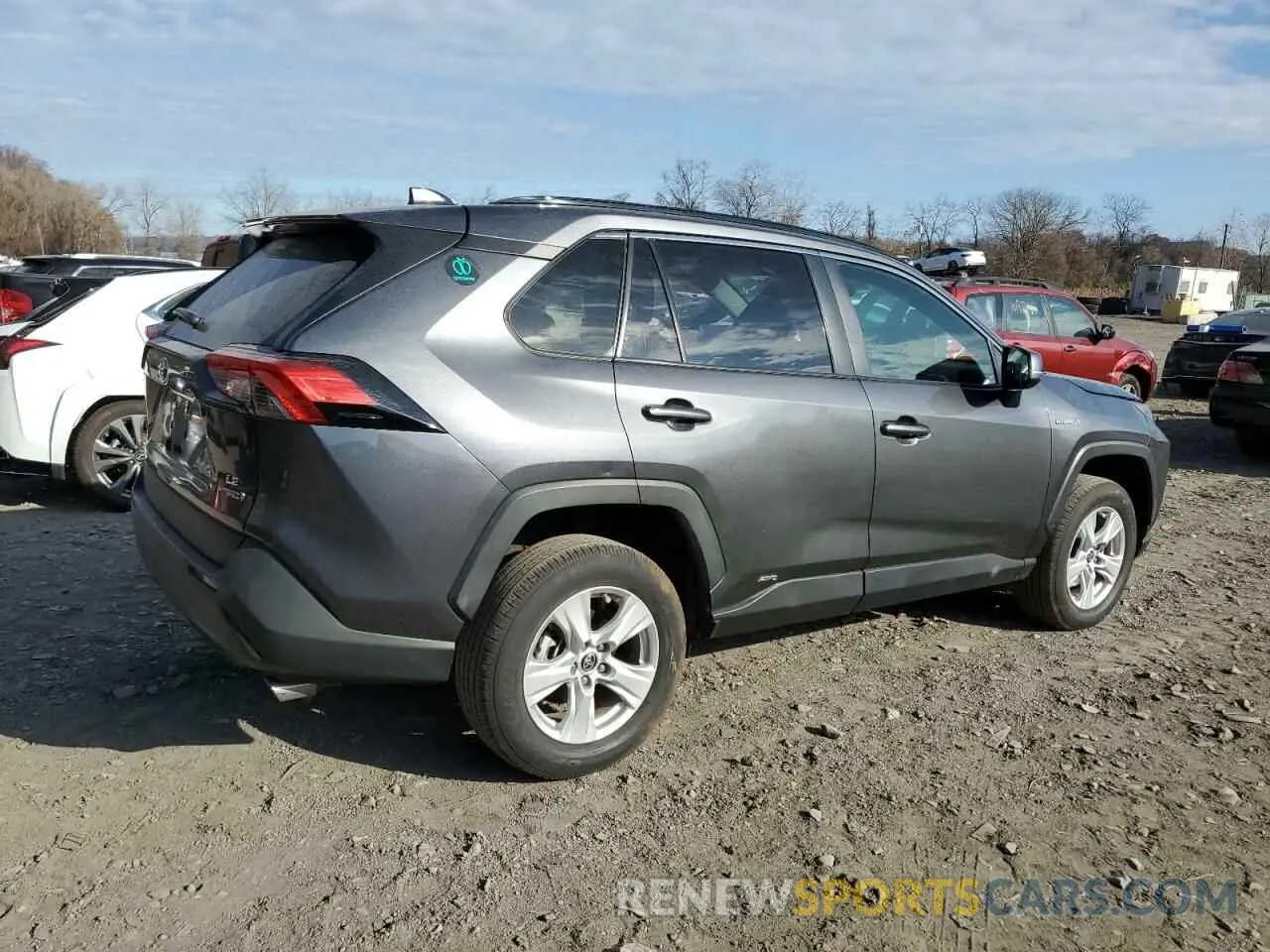 3 Photograph of a damaged car 4T3M6RFV8MU027763 TOYOTA RAV4 2021