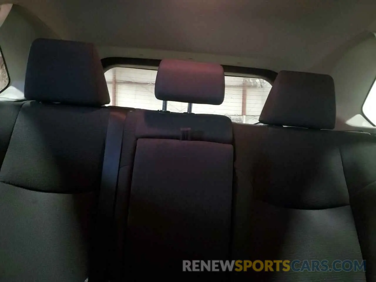 10 Photograph of a damaged car 4T3MWRFV0MU030785 TOYOTA RAV4 2021