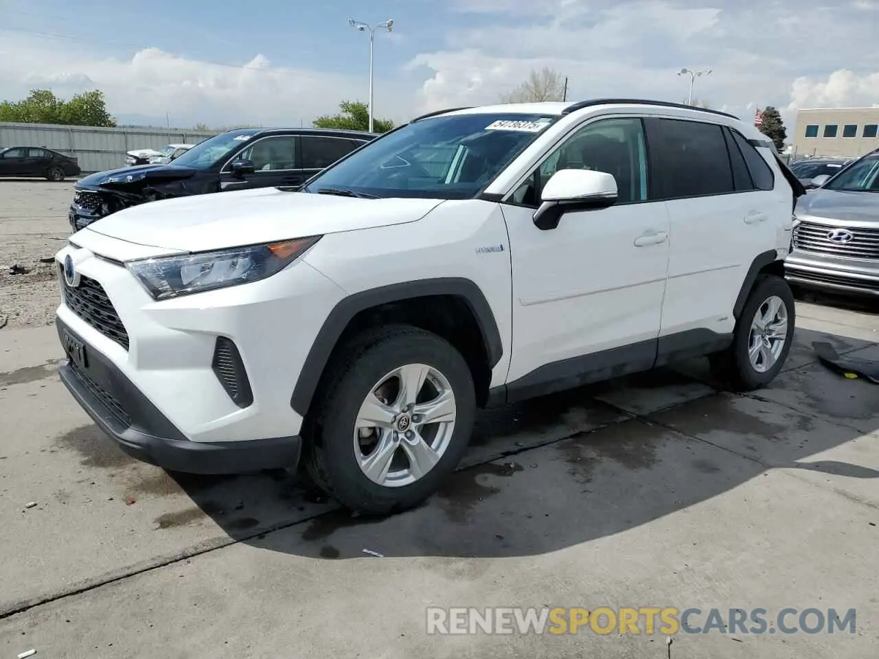 1 Photograph of a damaged car 4T3MWRFV2MU048172 TOYOTA RAV4 2021